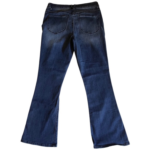 Wit & Wisdom Flare Leg Jeans 8P - Picture 2 of 4